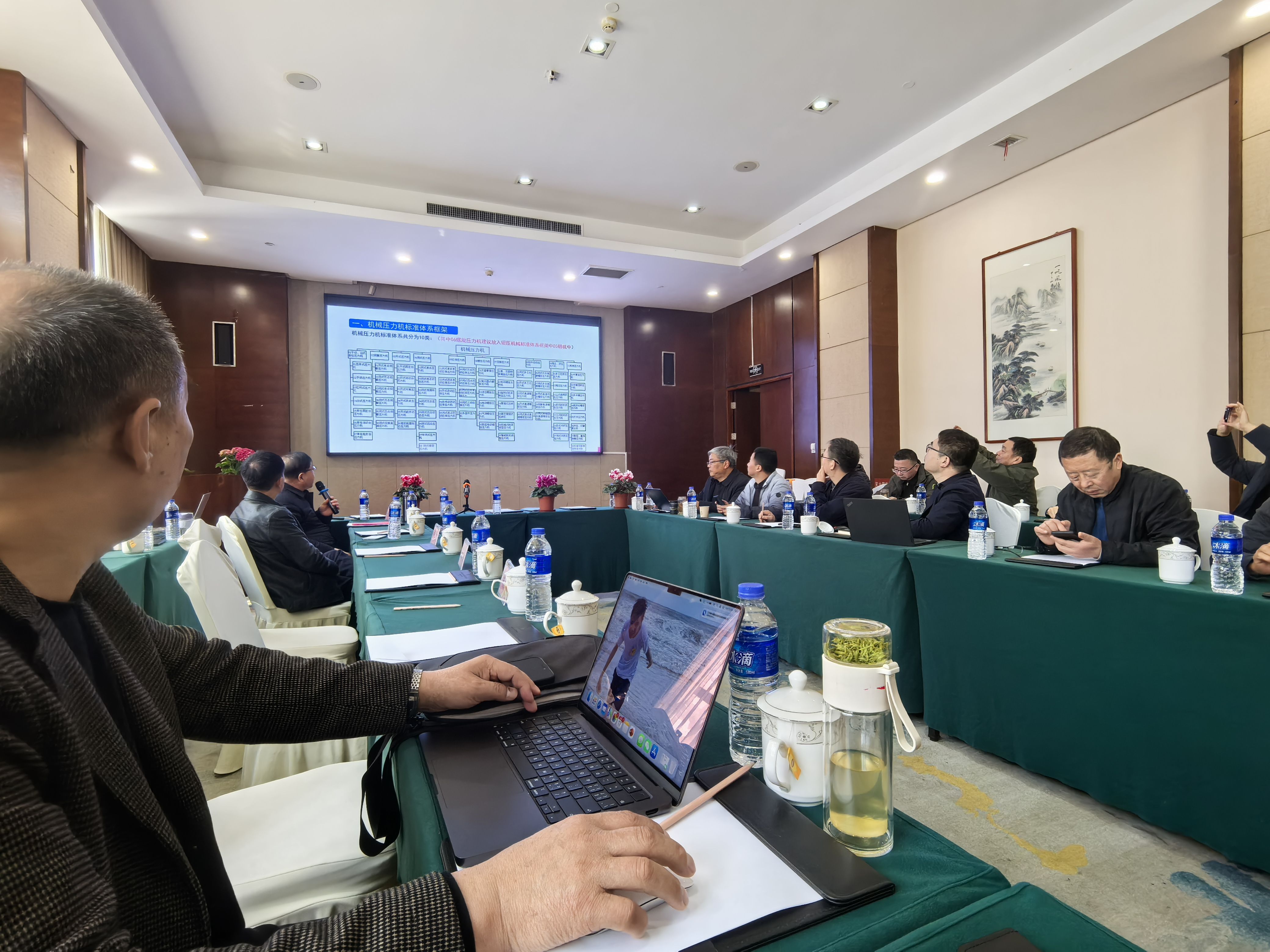 06612c1cc9ac2e61105471407a26fd0-2d890e4ee93a4c4798febb010bba7f78